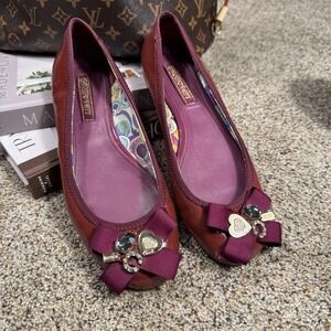 Coach Poppy Bow Ballet Flats Women's 10 B Burgundy Patent Leather Charms Jewel